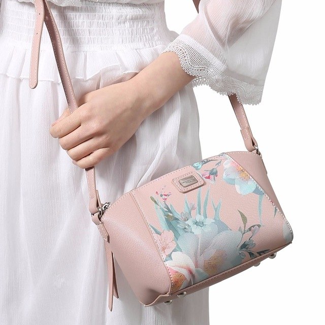 Women Embroidery crossbody Femal PU